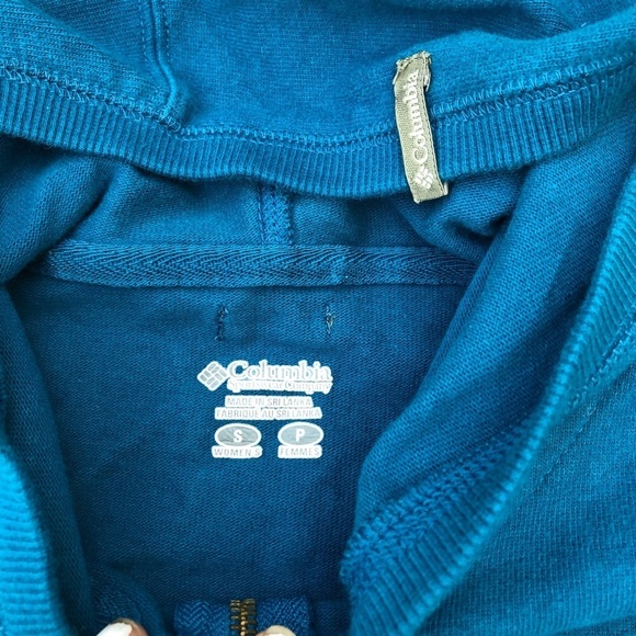 Columbia Blue zip up hoodie - Picture 2 of 5